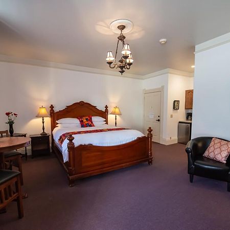 The Continental Inn Tomales Buitenkant foto
