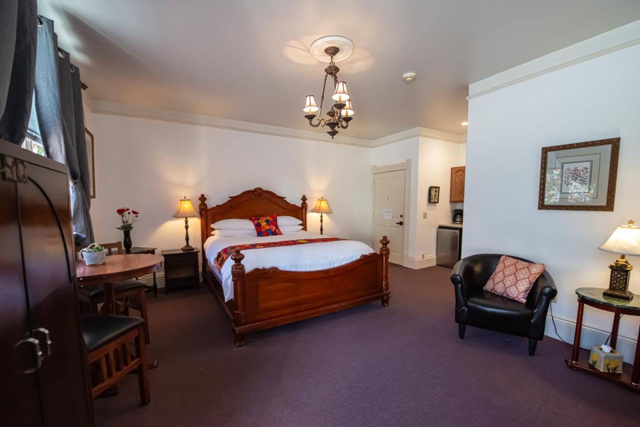 The Continental Inn Tomales Buitenkant foto